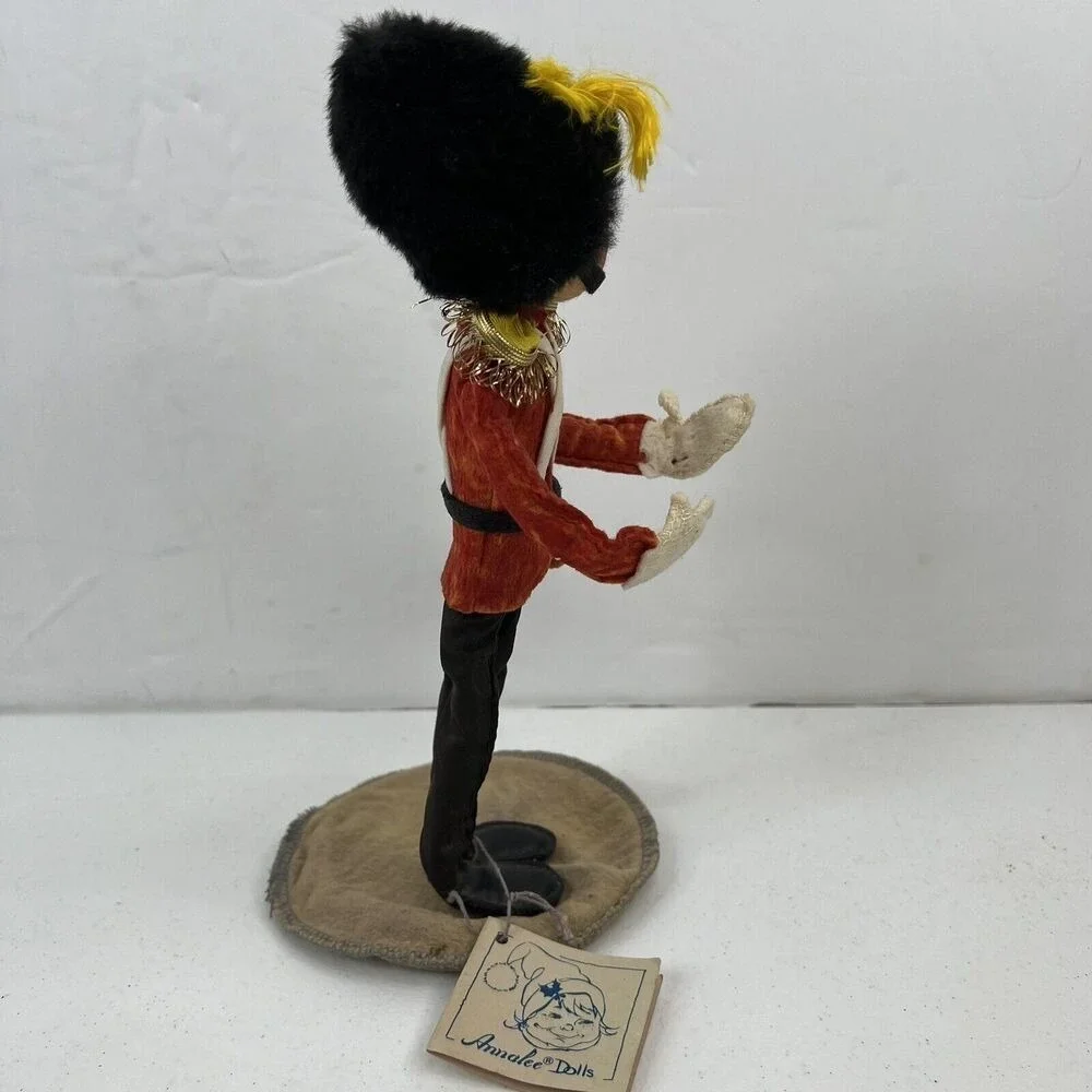 Vtg 1987 Annalee Toy Doll 11" Queen's Guard Marching British Soldier USA 7560 - Picture 8 of 16